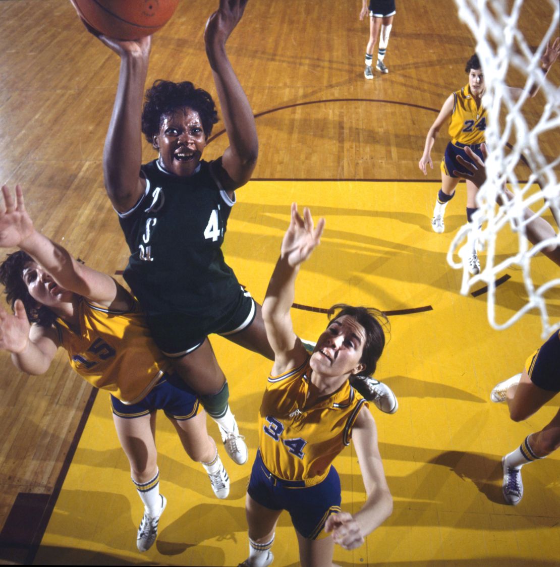 Lusia Harris playing in a Delta State game against LSU in 1977