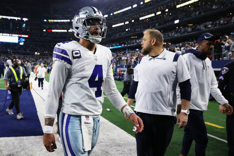 Dak Prescott: Dallas Cowboys Star Apologizes For Praising Fans Who ...