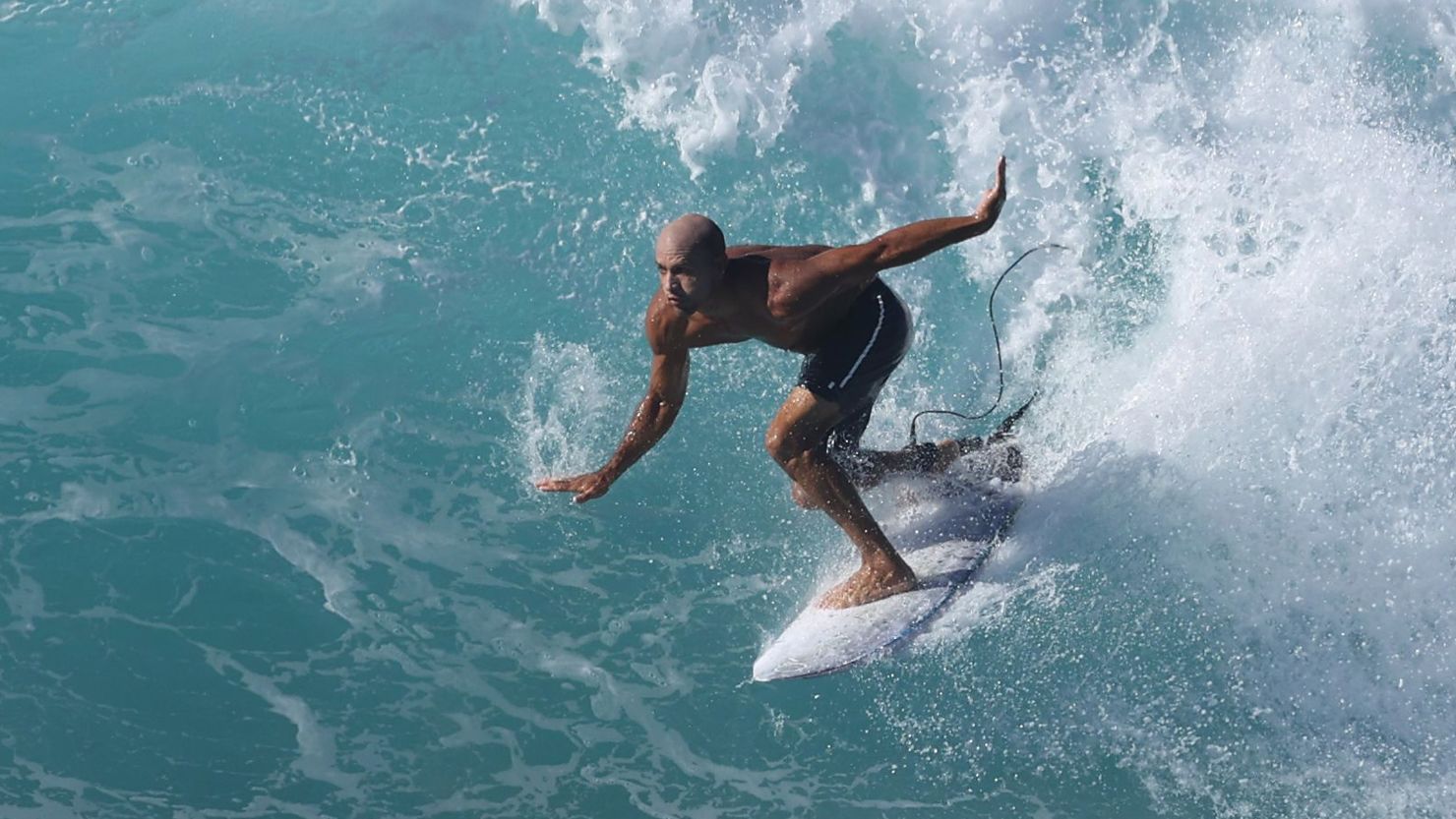 Slater competes in Hawaii last year. 