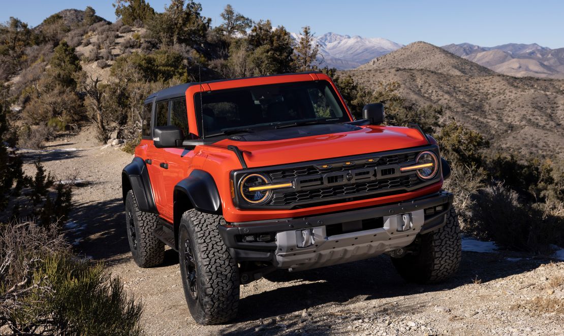 The Ford Bronco Raptor's track width -- the width at the tires -- is nearly the same as that of the larger F-150 Raptor.
