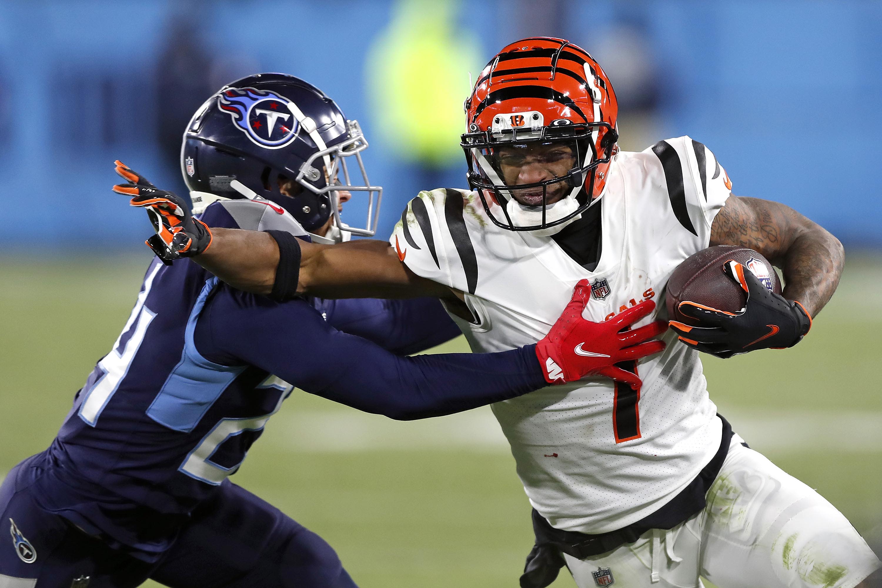 NFL play-offs: San Francisco 49ers and Cincinnati Bengals win to