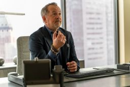 David Costabile plays Mike "Wags" Wagner, a character who has a heart attack while exercising on a Peloton in an episode of "Billions."