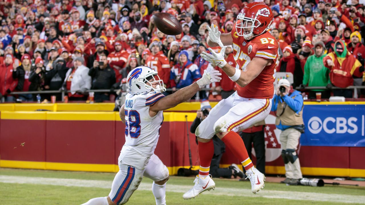 Travis Kelce catches for the game-winning touchdown against the Buffalo Bills to win the AFC Divisional Round playoff game in overtime.