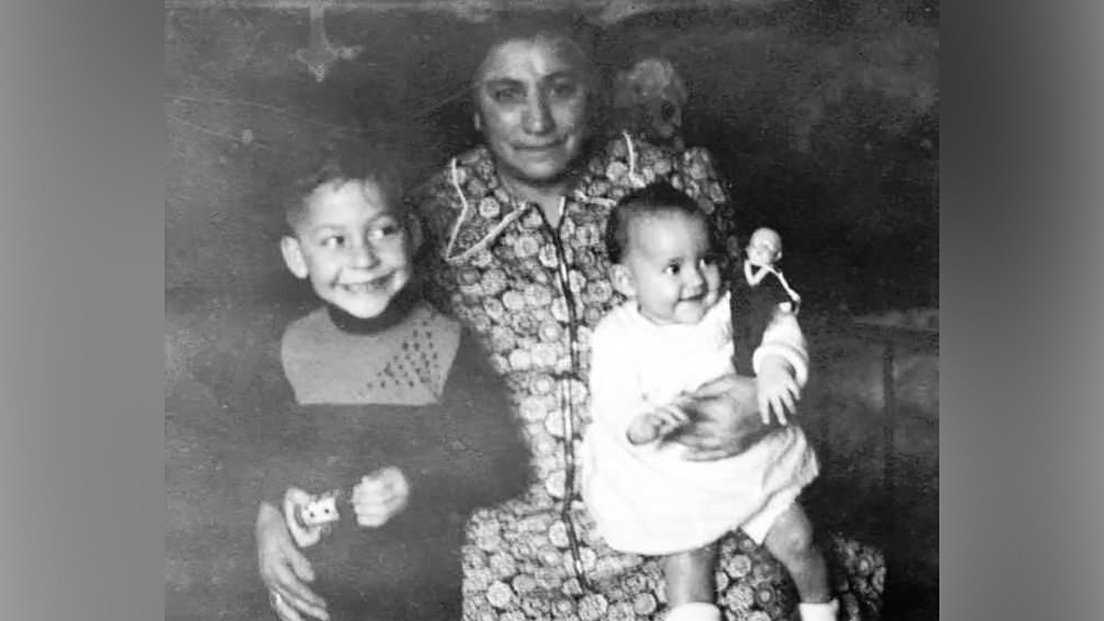 Dedie and Lies spent much time together with their grandmother Sara who also died at Sobibor.