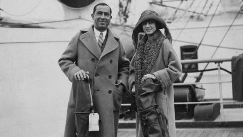 Hagen with his wife aboard the 'Aquitania' at Southampton in May 1923.