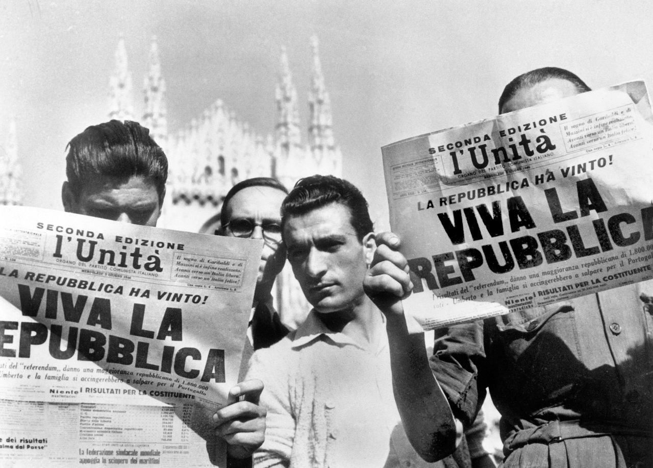 The proclamation of the Italian Republic, passed by the June 2, 1946 referendum, is announced in the Italian newspapers. 