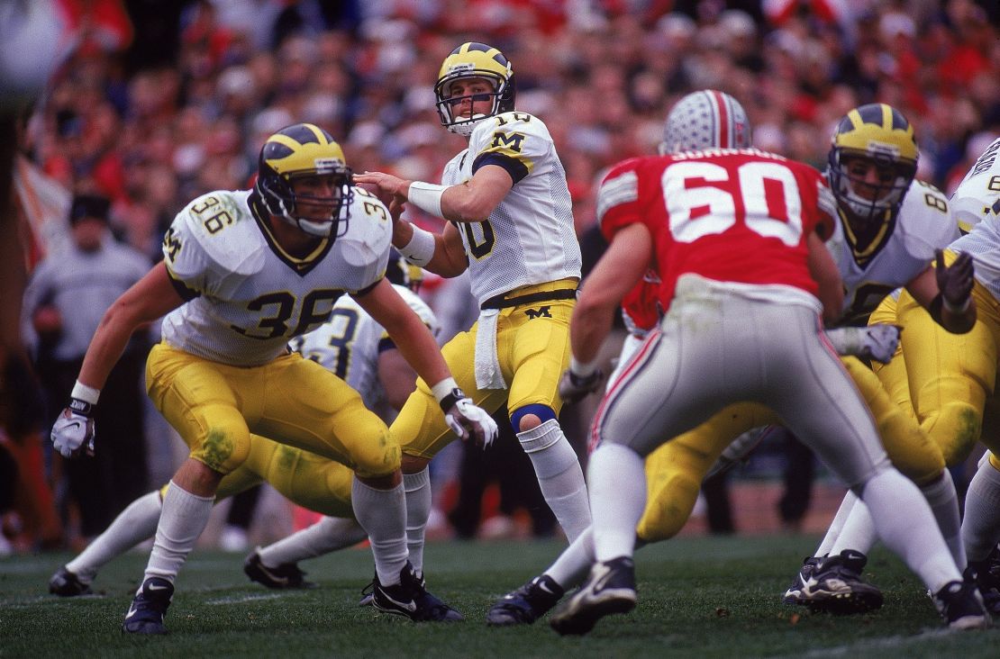 Brady in action against Ohio State in November 1998.