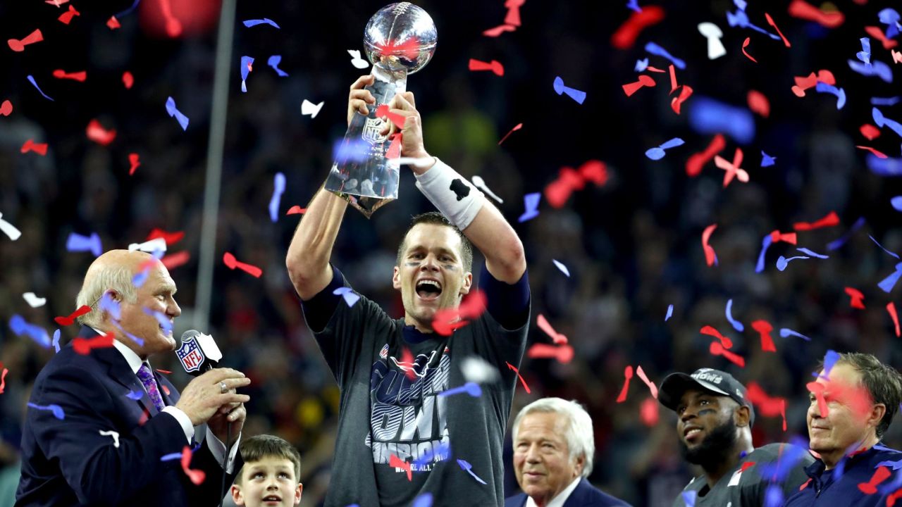 Brady celebrates after the Patriots defeated the Atlanta Falcons 34-28 at Super Bowl 51.