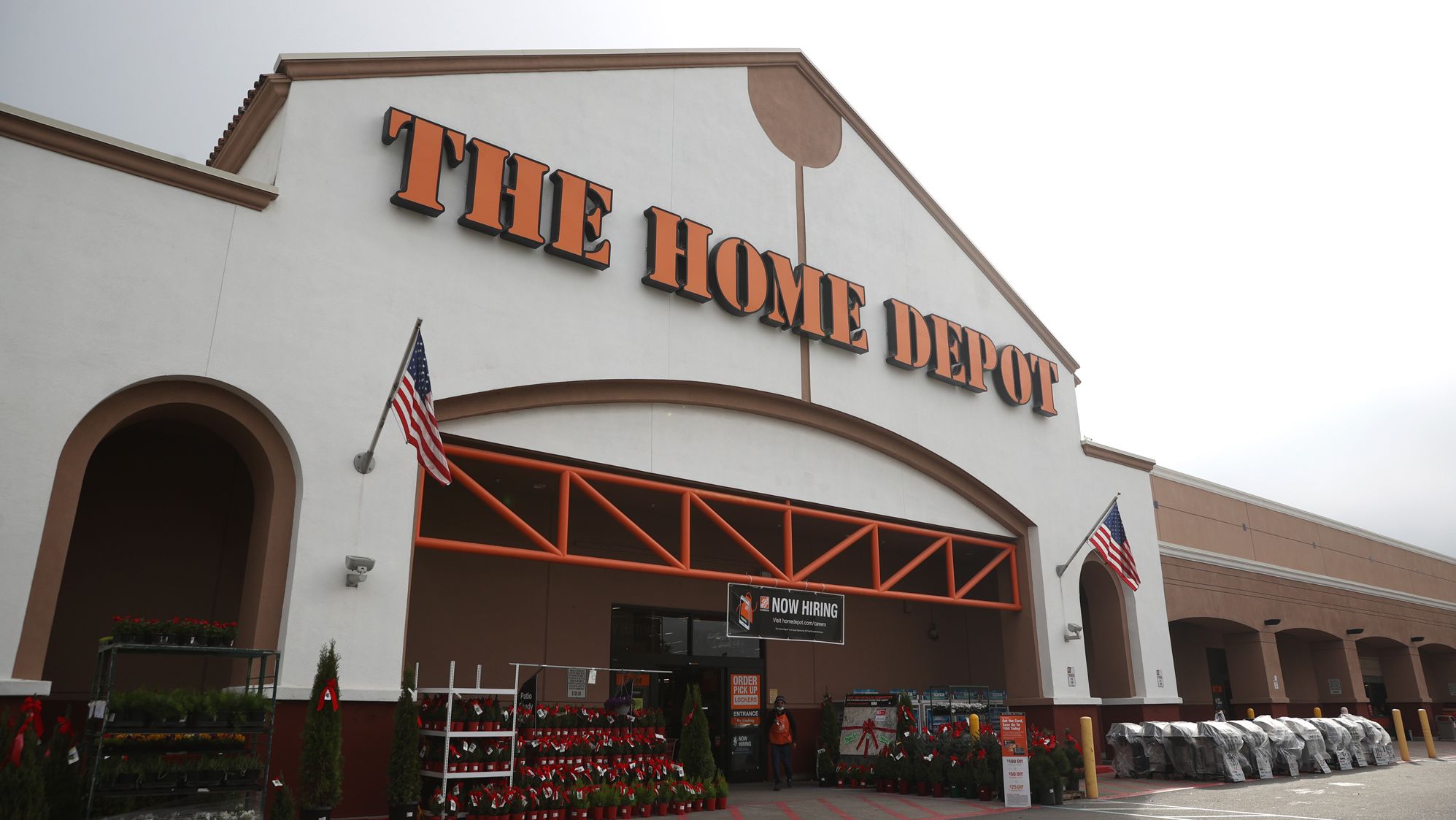 Home Depot picks veteran Ted Decker as new CEO | CNN Business