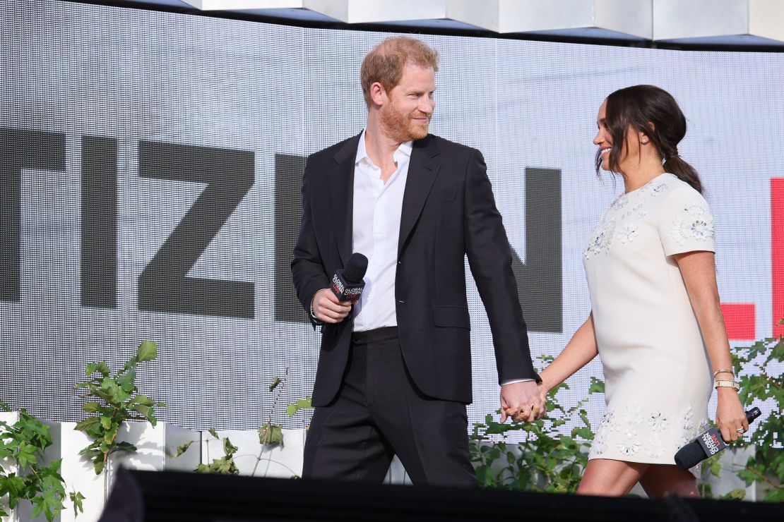 The couple walk onstage during Global Citizen Live, New York on September 25, 2021. 