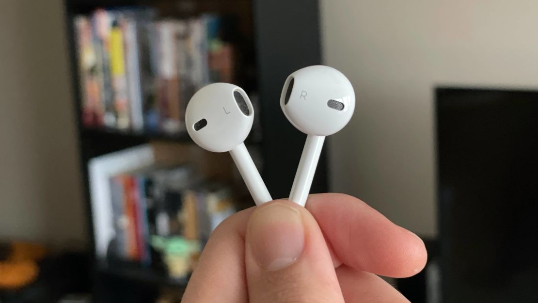 Apple's $19 EarPods are hot again