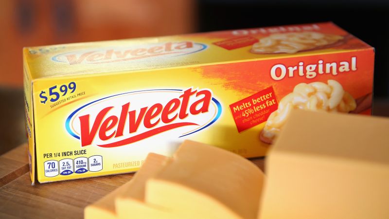 Kraft Heinz turns to gimmicks and nostalgia to revive its ‘dusty’ brands | CNN Business