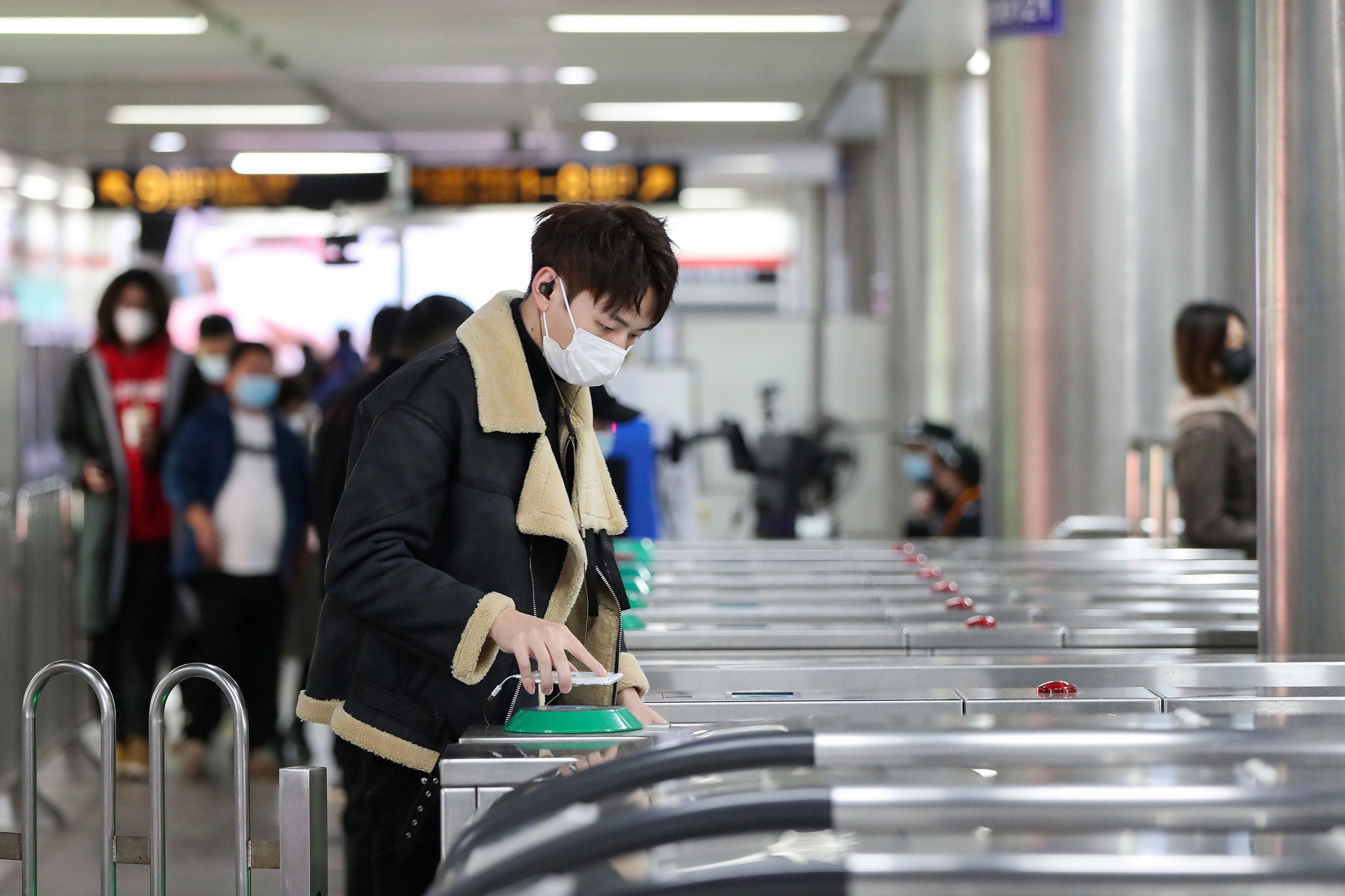 China Shanghai Metro Sparks Covid Panic With Festive Red Qr Codes For Lunar New Year Cnn Business