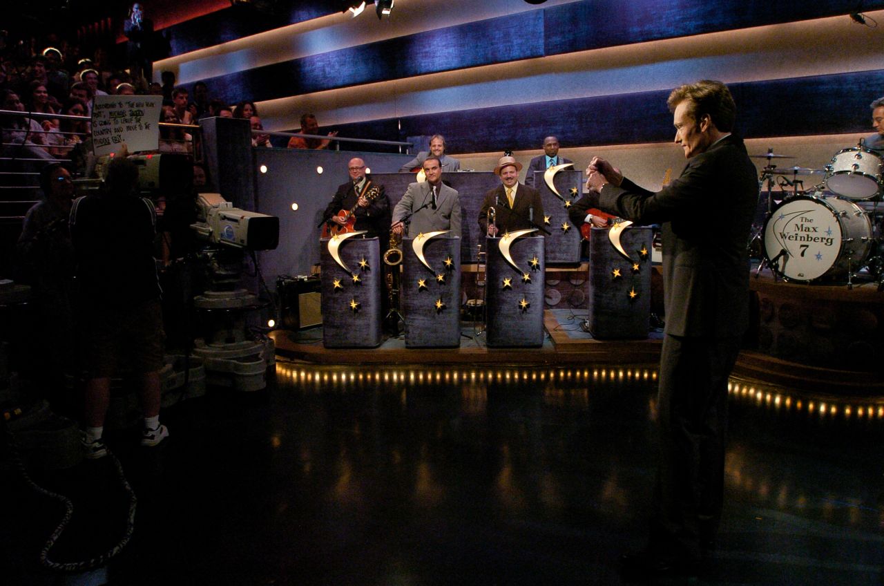 Letterman had Paul Schaffer and the World's Most Dangerous Band playing music during his show. O'Brien had drummer Max Weinberg and The Max Weinberg 7.