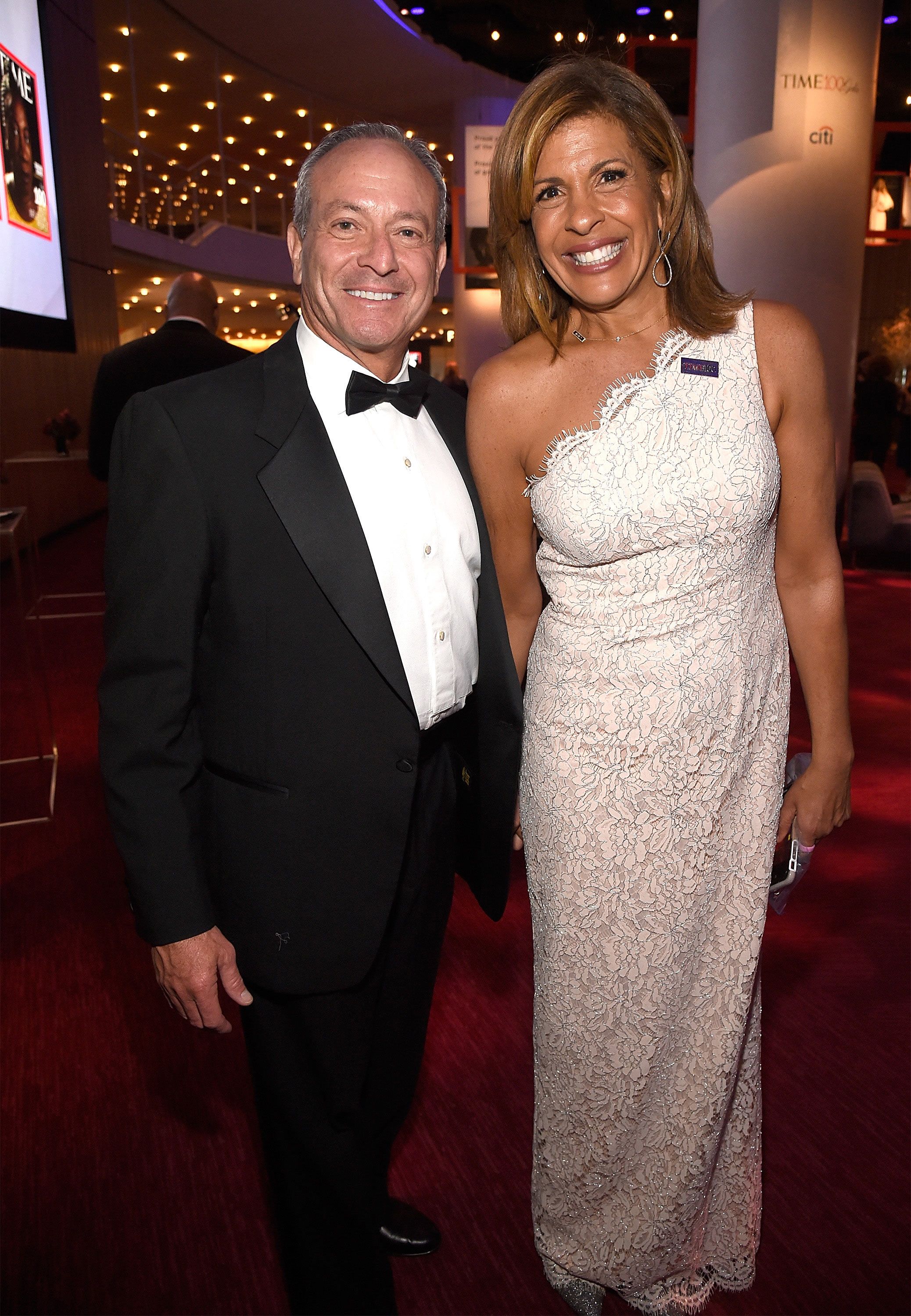 Hoda Kotb and Joel Schiffman Break Up After 8 Years Together | CNN