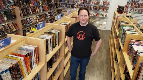 Comics Conspiracy owner Ryan Higgins offered to send copies of "Maus" to students.