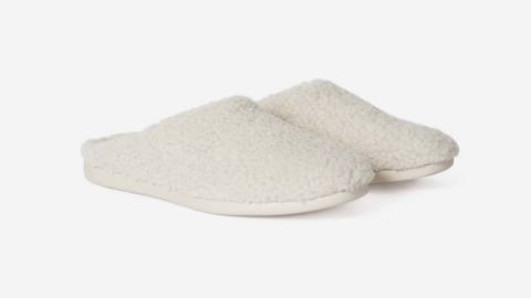 Everlane The ReNew Teddy Slipper