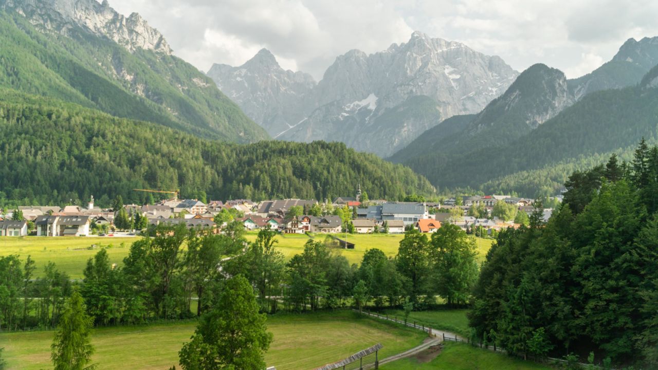 Kranjska Gora: Ski resort in winter, biking and hiking paradise in summer.