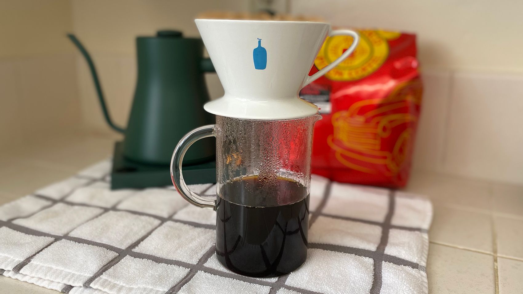 Review: BLUE BOTTLE COFFEE Dripper - should you get it? 