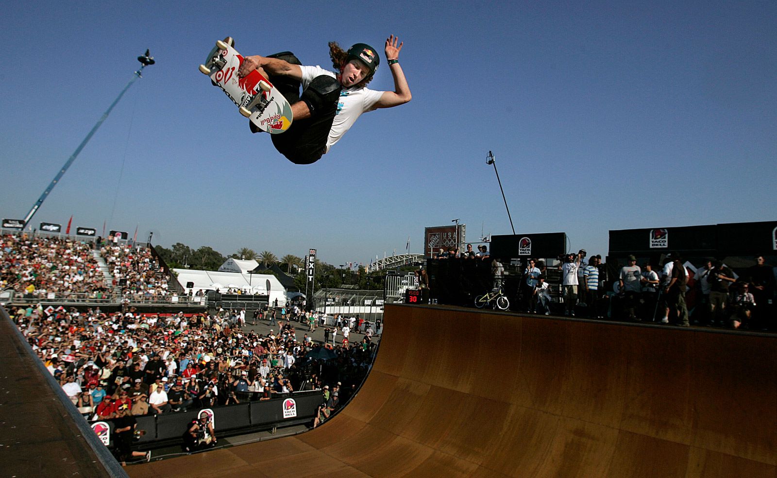 Shaun White Standup Skateparks Benefit Held Stock Photo 260061014