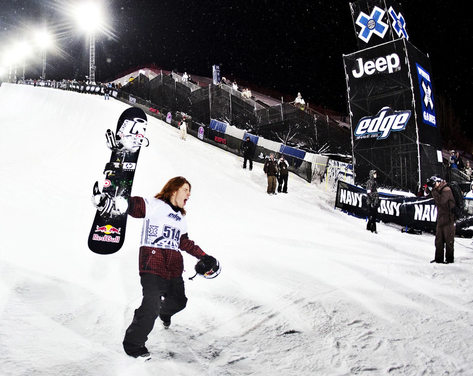 White celebrates after his final superpipe run at the Winter X Games in 2009. He won the event for a second straight year.