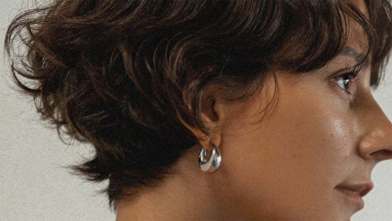 Short hair clearance big hoop earrings