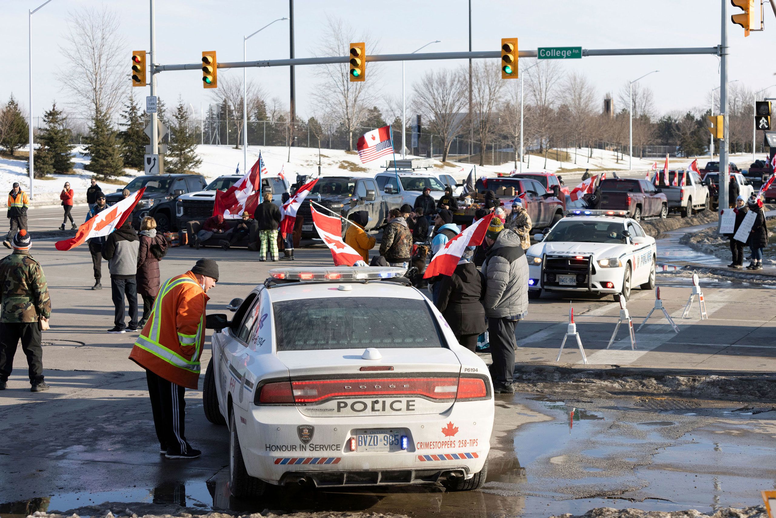 US closes border crossing to vehicles and limits traffic at