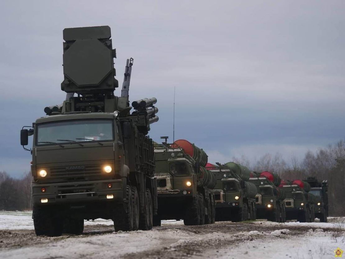 S-400 and Pantsir-S air defense systems arrive ahead of the Russian-Belarusian military drills, which began Thursday.