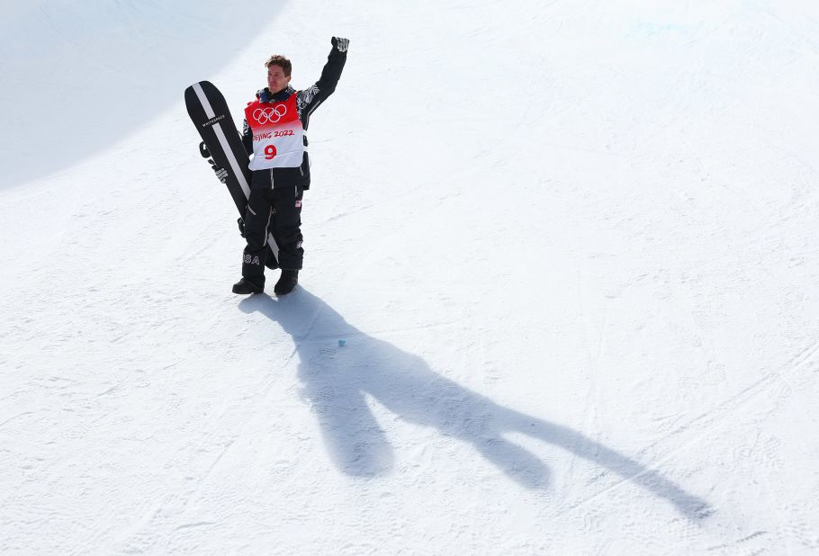 Snowboarder Shaun White wins men's halfpipe to give Team USA 100th
