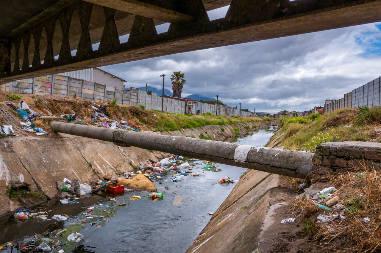 Pollution is another major threat to freshwater ecosystems, as is climate change and water extraction. Shelton wants to capture these threats in his images.