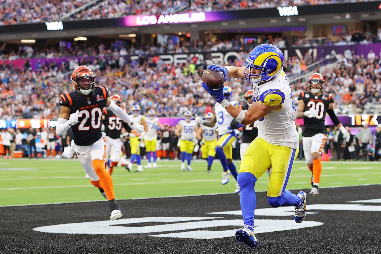 Kupp catches a touchdown pass in the second quarter. The Rams led 13-3 after they weren't able to make the extra point.
