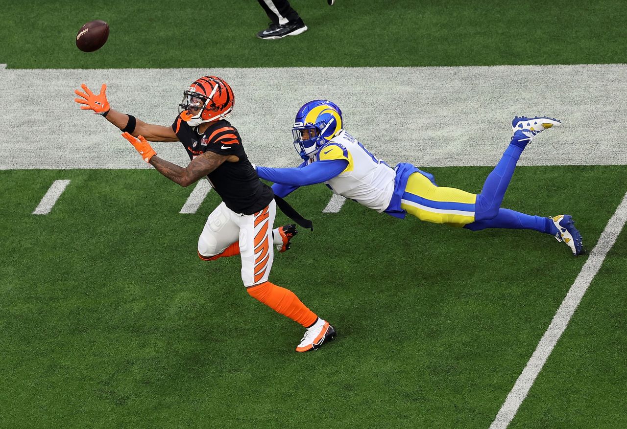 Bengals wide receiver Ja'Marr Chase beats Ramsey to make a diving catch in the first quarter.