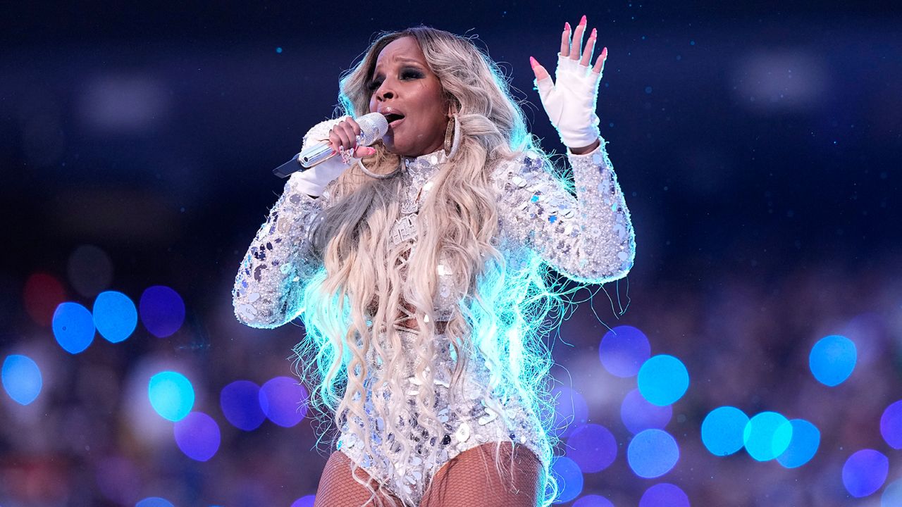 Mary J. Blige wows Super Bowl halftime show in crystal-embellished bodysuit