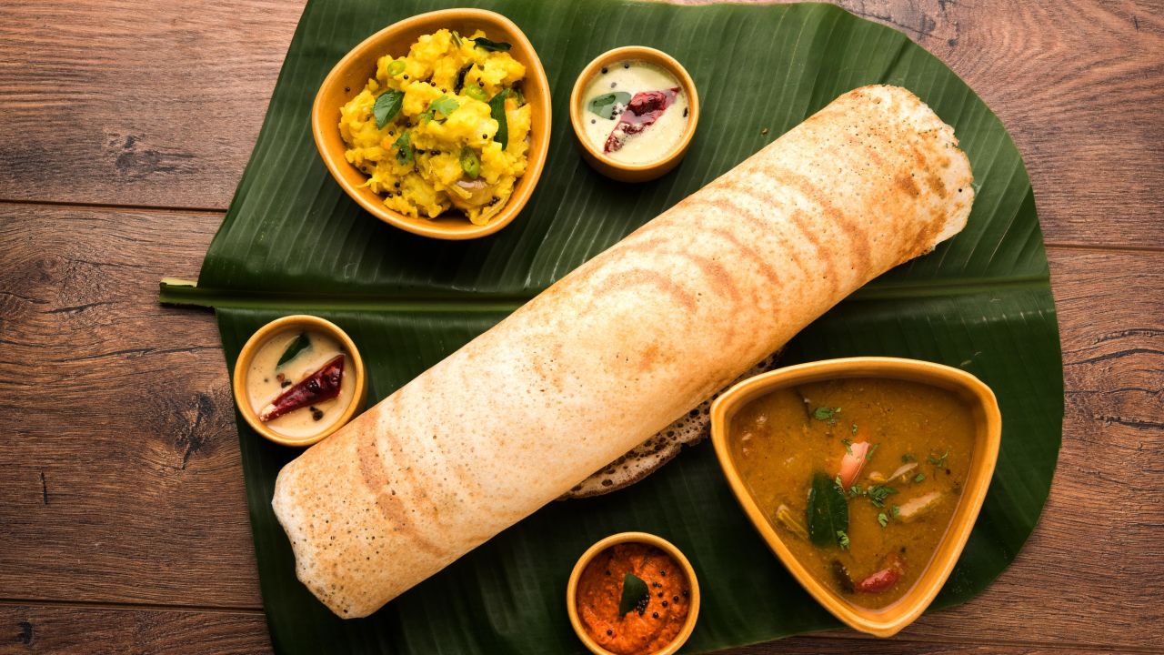 This popular South Indian breakfast dish is made from a batter of fermented rice and lentils.