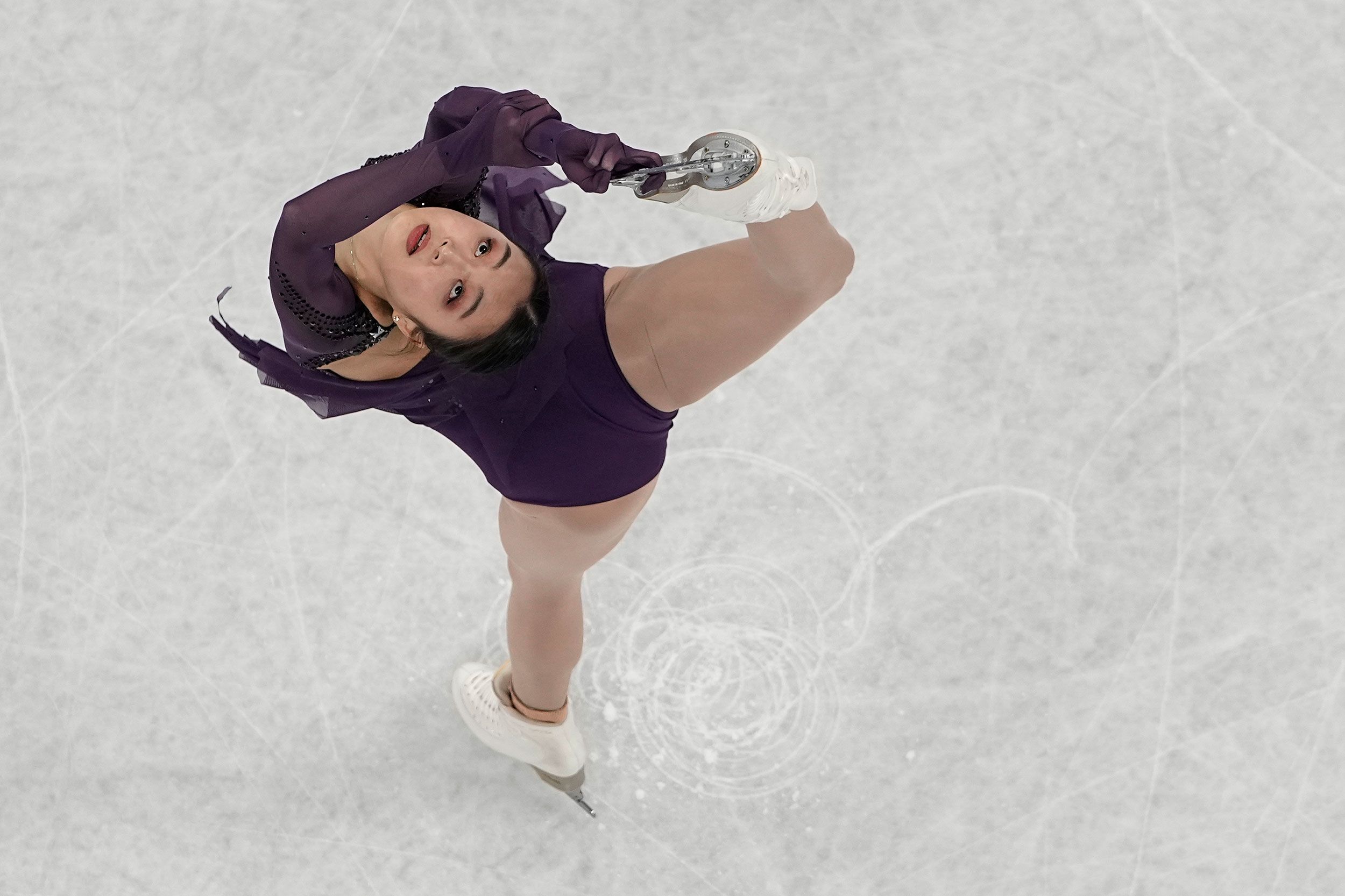 Why Olympic figure skaters don't get dizzy from spinning