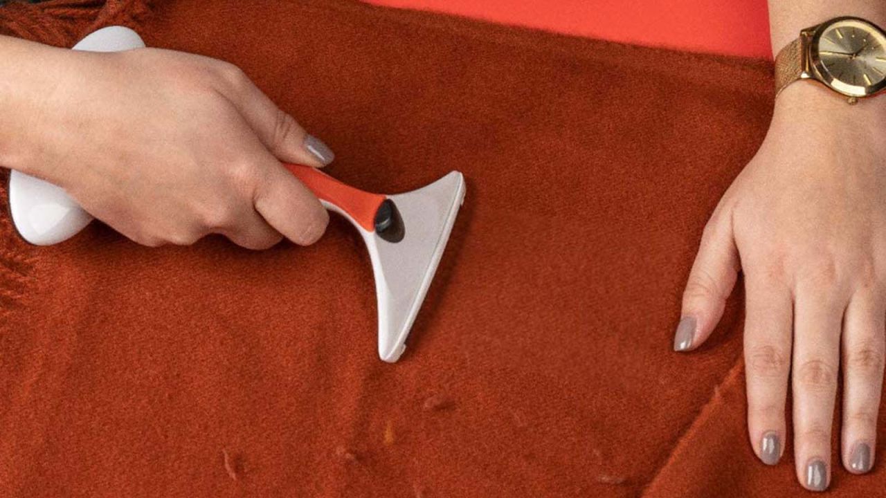 Gleener Ultimate Fuzz Remover Fabric Shaver & Lint Brush