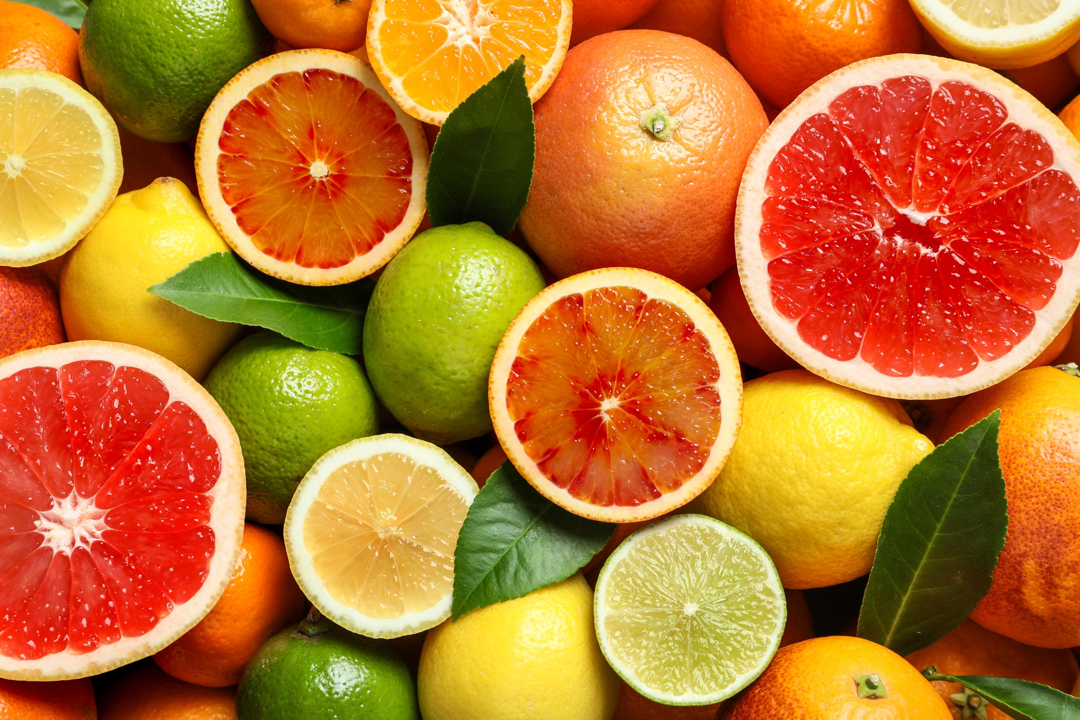 varieties of citrus fruit