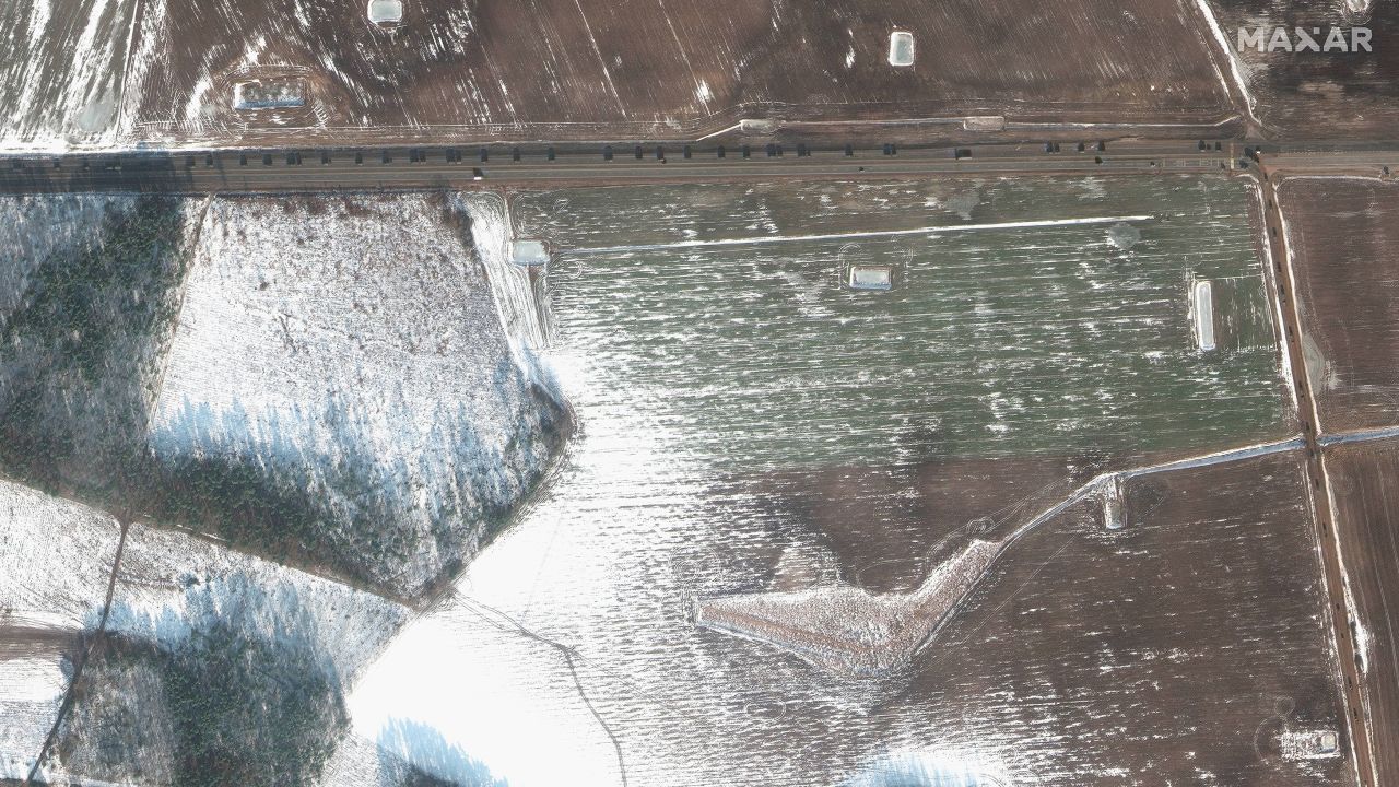 Russian forces, including tanks, appear to have dispersed from a camp near Rechytsa, Belarus.  In one of the satellite images, a convoy of vehicles is seen moving west, deeper into Belarus.