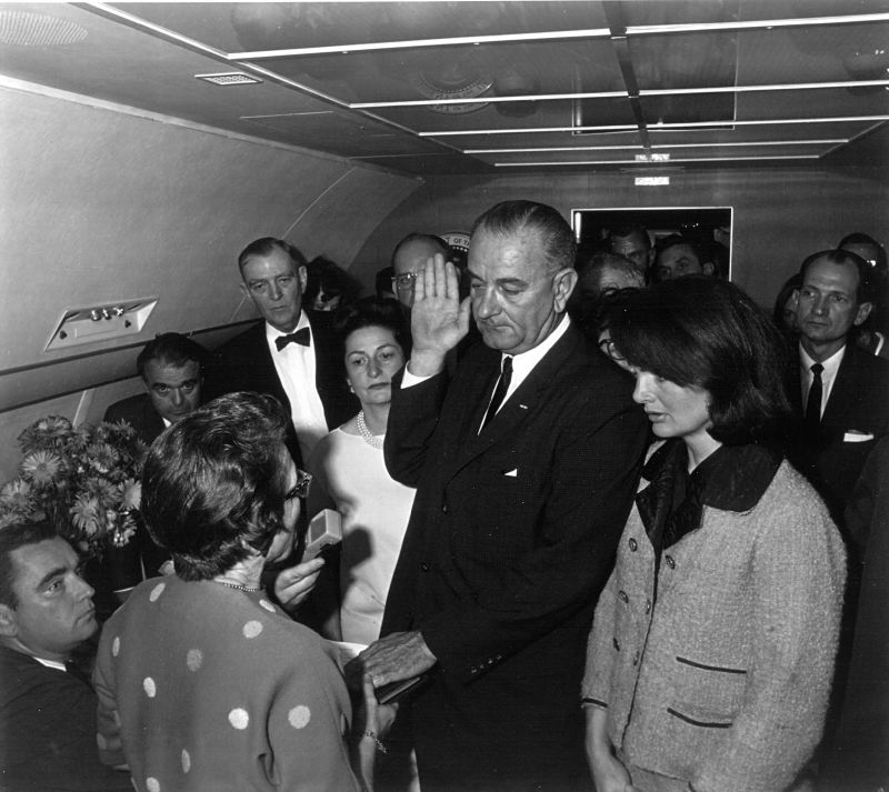 LBJ Adviser Describes Scene On Air Force Two Moments After JFK Died ...