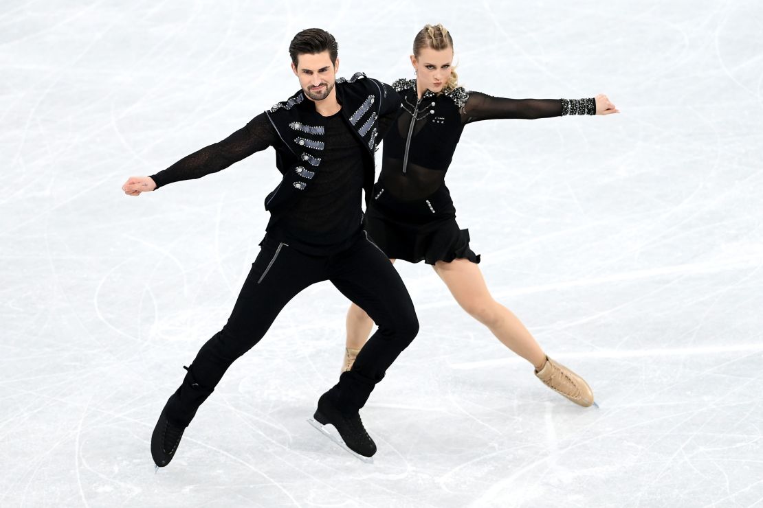 Hubbell and Donohue skate in the ice dance rhythm dance team event.