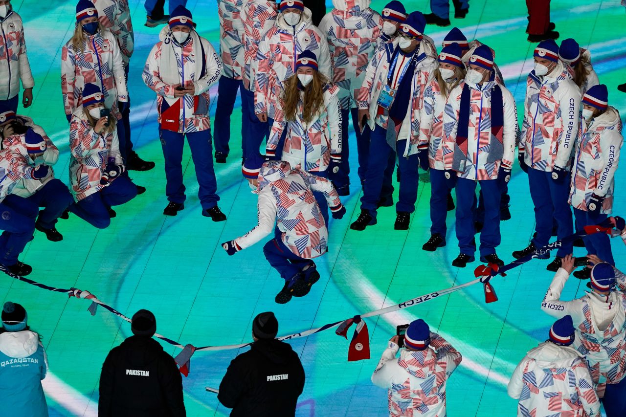 A member of the Czech Republic team jumps rope during the closing ceremony.