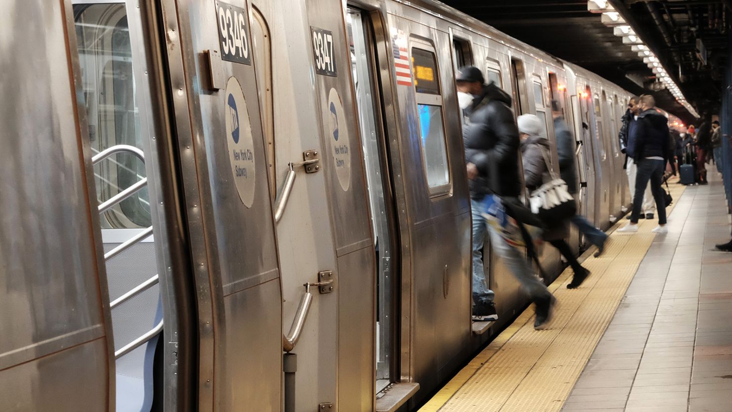 Subway Hours Unveiled: Maximize Your Dining Plans!
