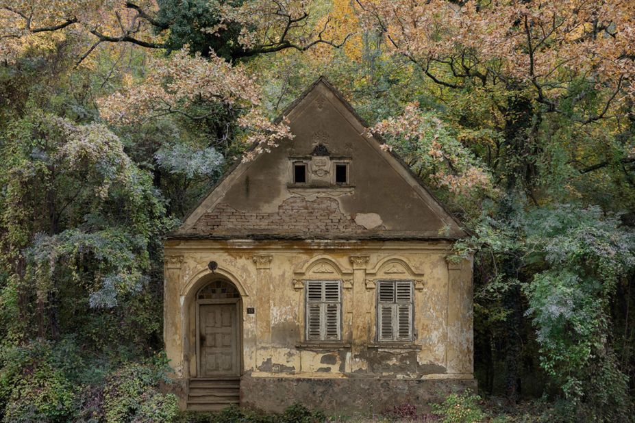 "Dorf," by Domagoj Burilović, shows how nature has reclaimed the houses of Slavonia, a region which grew rich in the 19th century as a result of the exploitation of local forests and land.<br />