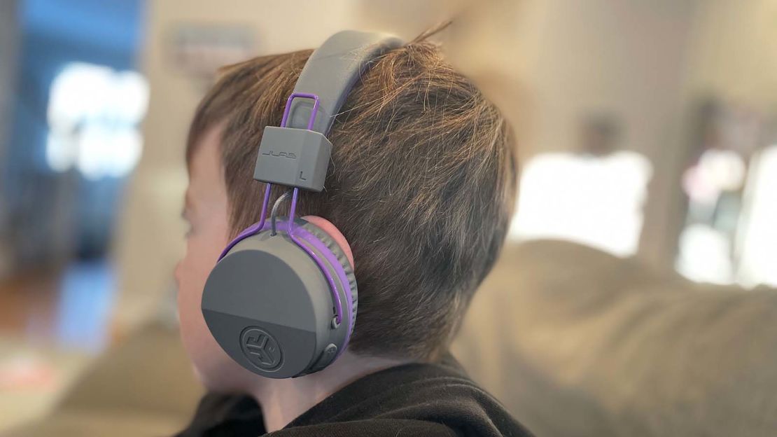 The Best Wireless Headphones for kids: 24 Hour Battery Life