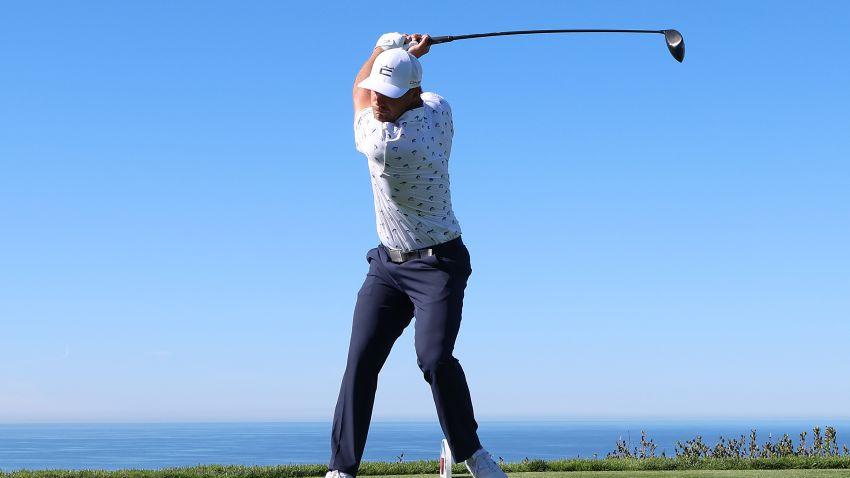 LA JOLLA, CALIFORNIA – JANUARY 27: Bryson DeChambeau tees off on the fourth hole during the second round of The Farmers Insurance Open on the South Course at Torrey Pines Golf Course on January 27, 2022 in La Jolla, California.  (Photo by Sam Greenwood/Getty Images)