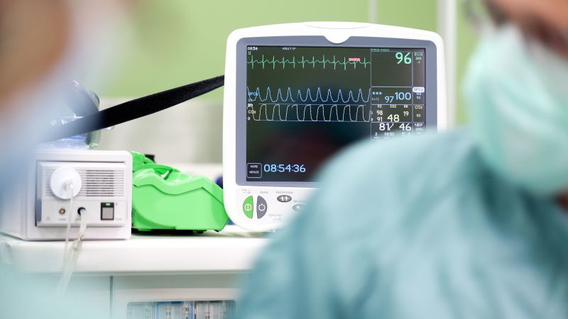 Lo studio afferma che le persone con Covid-19 possono affrontare complicazioni cardiovascolari a lungo termine