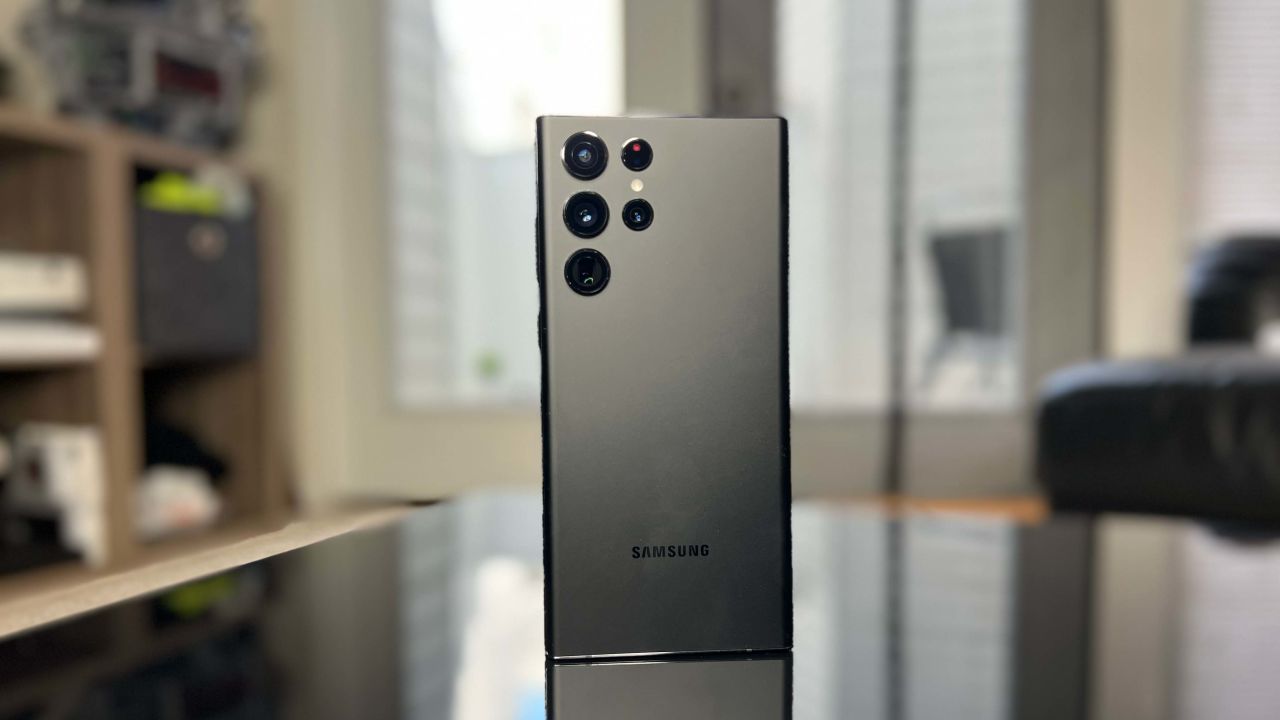 Samsung Galaxy S22 Ultra vs S21 Ultra: Note-worthy Upgrade?