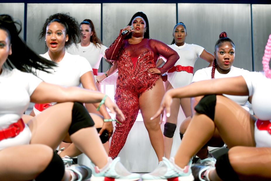 Lizzo won the award in 2020 and the "Cuz I Love You" singer talked about her mission to spread body positivity during her speech. "I just want to shout out all of the big Black girls that I bring on stage with me. I do that because I want them to know that they are the trophies."