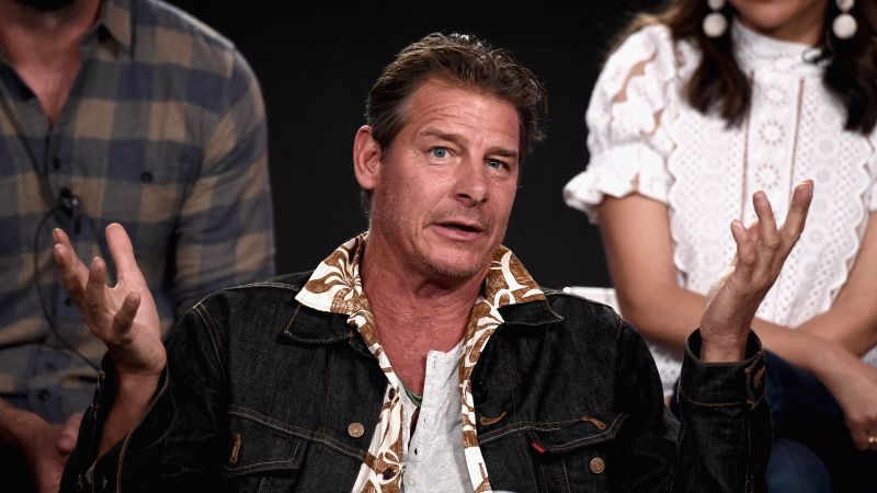 Photo of Ty Pennington traite de la honte corporelle