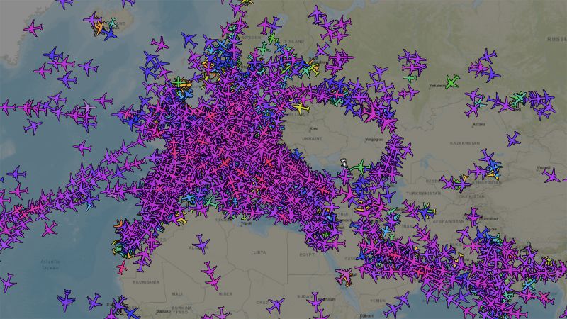 Image shows empty airspace over Ukraine and its border with Russia